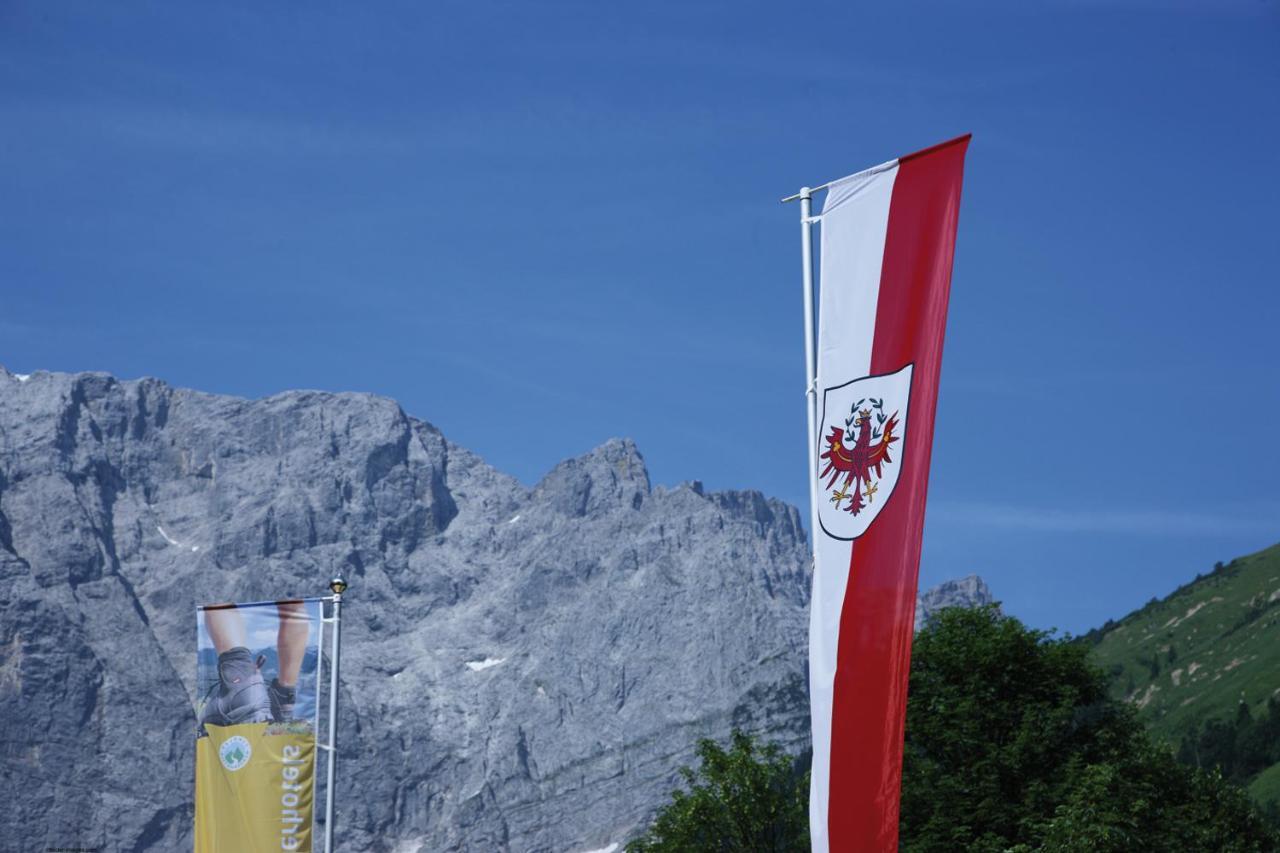 Das Naturhotel Die Eng Hinterriß Exterior foto